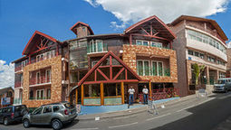قیمت و رزرو هتل در آنتاناناریوو ماداگاسکار و دریافت واچر